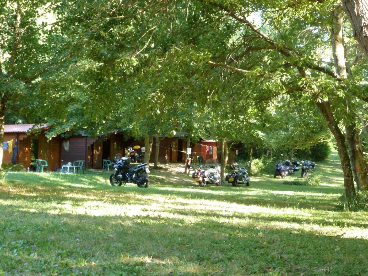 Camping La Vaugelette - Drome Montclar-sur-Gervanne Exterior foto